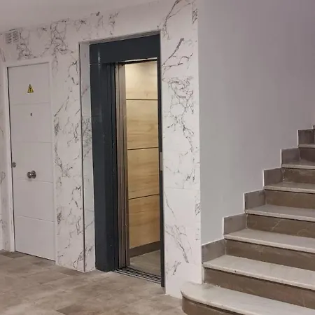 Estudio Pizarro Down Town Apartment