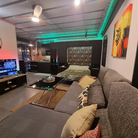 Estudio Pizarro Down Town Apartman