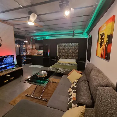 Estudio Pizarro Down Town * Торремолинос