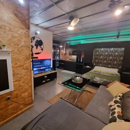 Estudio Pizarro Down Town *