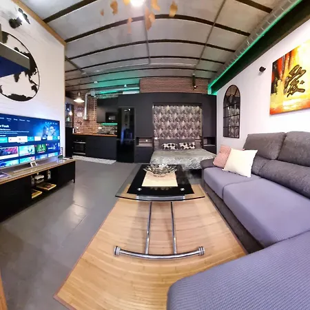 Estudio Pizarro Down Town شقة