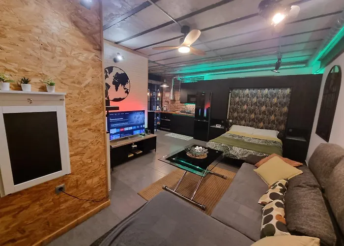 Estudio Pizarro Down Town *