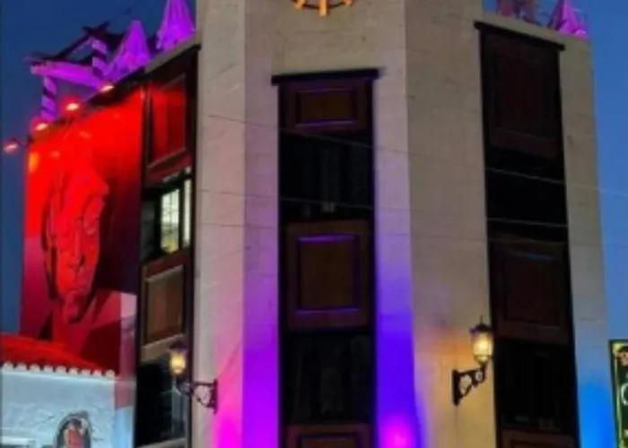 Estudio Pizarro Down Town *