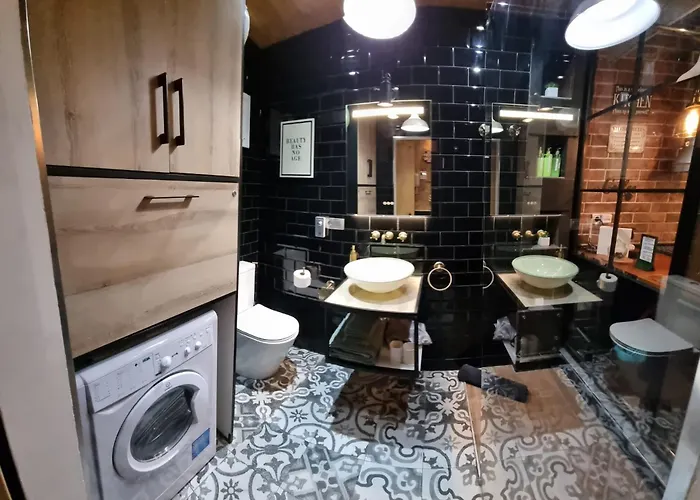 Estudio Pizarro Down Town *