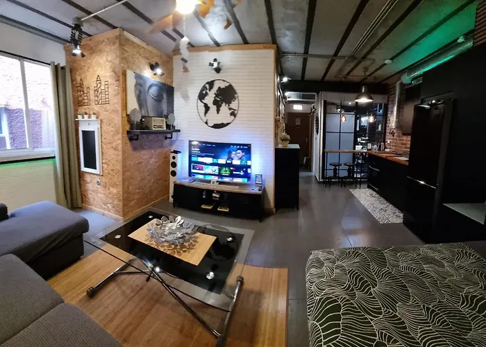 Estudio Pizarro Down Town Торремолинос