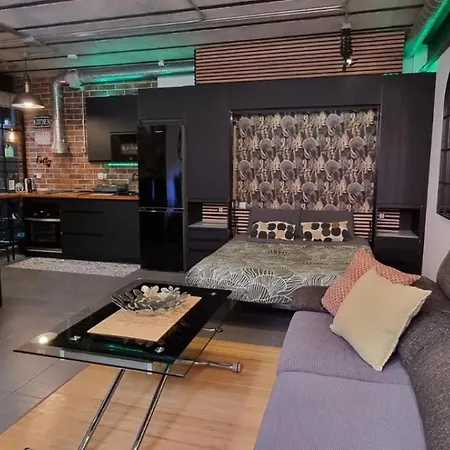 Estudio Pizarro Down Town *